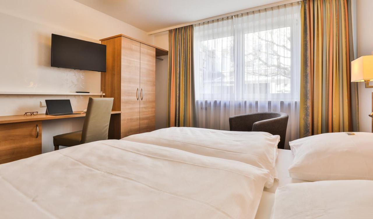 Hotel-Gasthaus "Krone" Boetzingen Εξωτερικό φωτογραφία