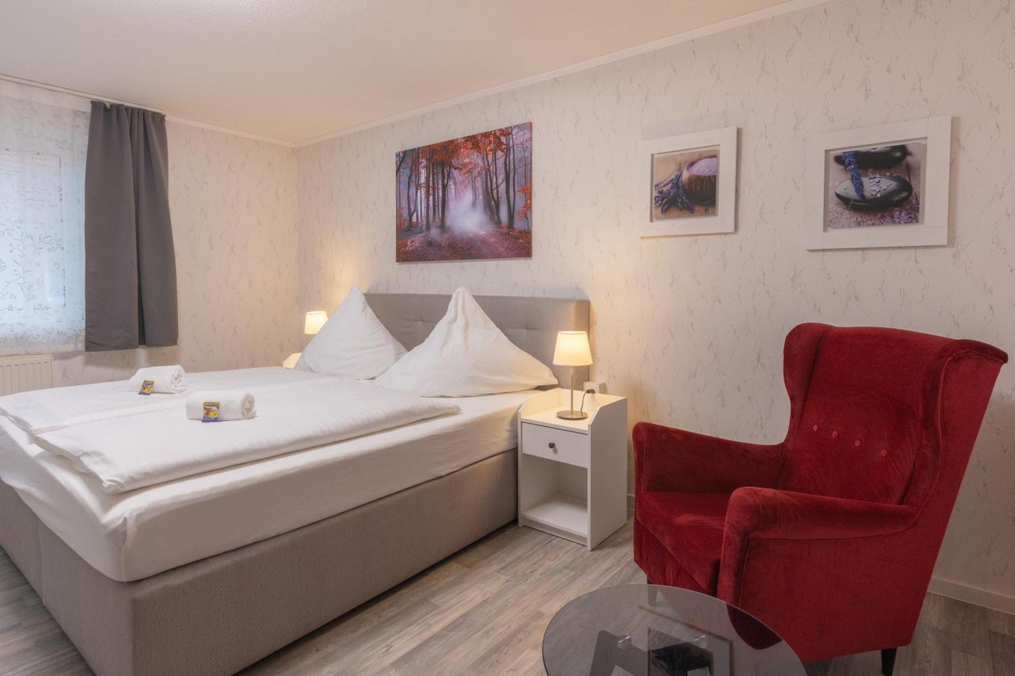 Hotel-Gasthaus "Krone" Boetzingen Εξωτερικό φωτογραφία